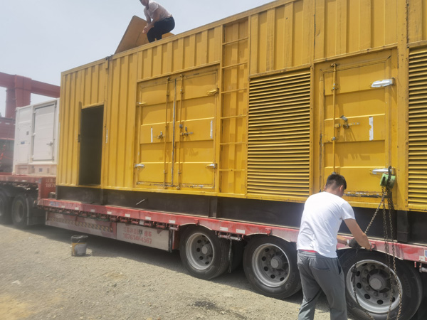 蛟河除了负载情况和发动机维护，还有哪些因素会影响 200kw 柴油发电机的油耗？